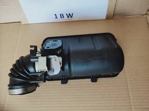 Caja de admisión de aire SUZUKI EZ SWIFT SPORT RS415 RS416 1/2005-2/2011 sensor MAF 53 k Ks - Imagen 1 de 4