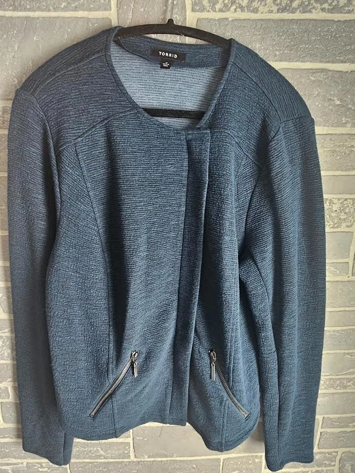 Chaqueta Torrid Moto Blazer Tejido Suave 2X Manga Larga Cremallera Completa Versátil Azul Foto 1 de 4