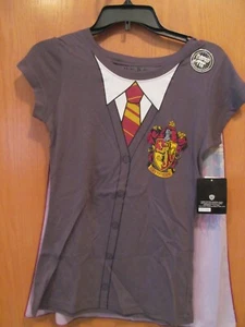 Harry Potter GRYFINDOR Caped SS Tee Shirt~Junior Size Medium (7~9) NEW w/tag - Picture 1 of 2
