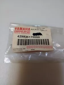 NOS GENUINE Yamaha 42X-83517-00-00 BULB METER 14V3W 42X835170000 FAST SHIP - Foto 1 di 2