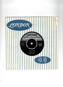 BOBBY VEE - RUN TO HIM / WALKIN' WITH MY ANGEL. UK 1961 ORIG 7". VG+ - Picture 1 of 2