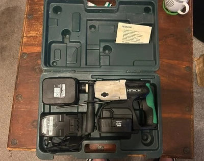 DH24DVC SDS Plus Hammer Drill 3-Mode 24V 2 x 2.0Ah Batteries & Charger Included - Image 1 of 4