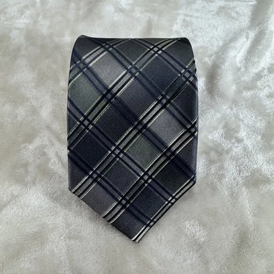 Corbata de seda para hombre Claiborne verde y gris a cuadros Foto 1 de 4