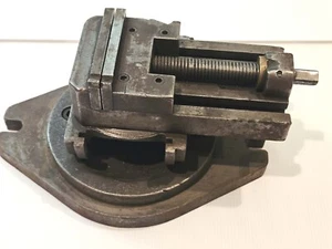 WW II era N: 1 Milling Machine 4'' Jaws 12" Vise 40lb - Picture 1 of 7