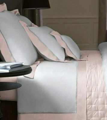 Edredón Yves Delorme Walton Blush King Borde Veneciano Inserto Algodón Satén NUEVO Foto 1 de 3