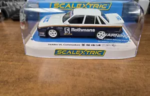 Scalextric C4433 Holden VL Commodore 1987 Spa 24hs Moffat + Harvey 1/32 Slot Car - Picture 1 of 4