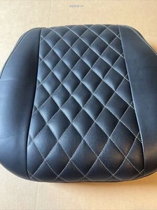 Land Rover Defender Front Seat Base Bottom Leather White Stitch Diamond Quilted - Bild 1 von 12