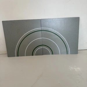Vintage LEGO City Street Curved Road Base Plates Grey 32 x 32 Lot of 2 10" X 10 - Picture 1 of 8