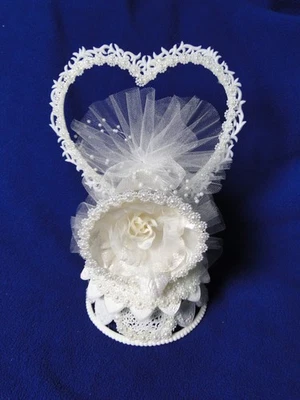Nuevo Vintage Elegante Corazón/Campana de Satén, Blanco Decorado Boda Caketop #315 Foto 1 de 4