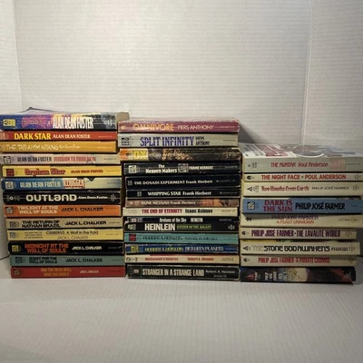 36 Vintage Science Fiction Paperbacks Heinlein Herbert Chalker Foster Farmer  - Image 1 of 4