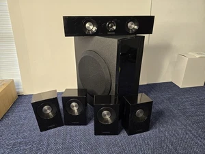 Samsung 5.1 Surround Sound System 3ohm PS-CW0 SUB 5 altoparlanti PS-DS2 PS-DC1 |LEGGI - Foto 1 di 7