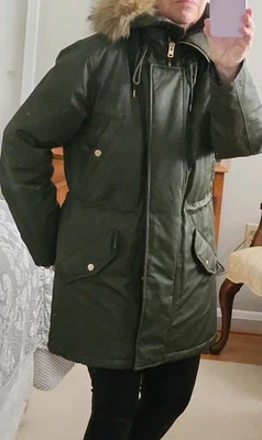 Parka de invierno J Crew Perfect oliva Primaloft acolchada abrigo con capucha desmontable piel sintética Foto 1 de 4