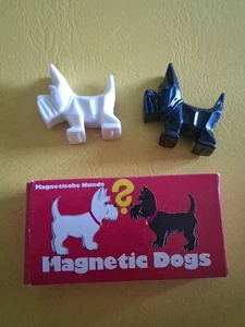 Vintage Butt Sniffing Tricky Dogs Magnetic Toys w/ original box Scottish Terrier - Picture 1 of 6
