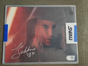 Star Wars Ahsoka Shin Hati SWAU Stampa Firmata 10x8 Ivanna Sakhno COA Autografo - Foto 1 di 1