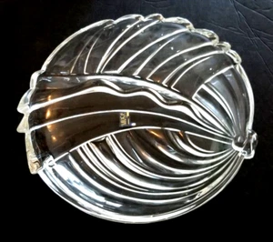 MIKASA Crystal Serving Platter Round Clam Shaped Dish 12.5" with Box Nautical - Picture 1 of 15