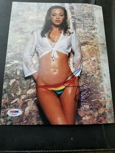 Leah Remini  super Hot! signed 8x10 photo  PSA - Picture 1 of 8