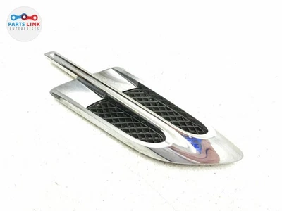 2016-20 BENTLEY BENTAYGA FRONT RIGHT FENDER TRIM VENT MOLDING APPLIQUE CHROME - Image 1 of 4