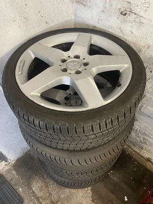 19 Zoll AMG 5x112 ET 59 Alufelgen Satz mit unbenutzer Bereifung 255/35/R19 - Bild 1 von 4