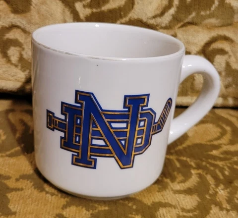 Vtg Notre Dame Fighting Irish Hockey Coffee Mug Cover