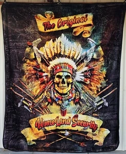 COPERTA CAPO INDIANO TESCHIO ORIGINALE SICUREZZA NAZIONALE PIUME QUEEN SIZE - Foto 1 di 2