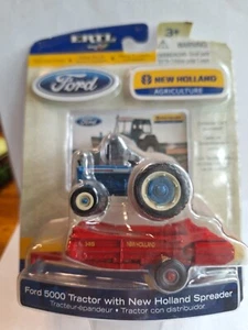 MUY DIFÍCIL DE ENCONTRAR 1/64 Ford 5000 con 145 New Holland Esparcidor - Imagen 1 de 1
