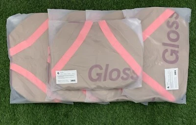 Glossier Duffle Beauty Bag Desert Rose Permanent Collection Brand New - Imagem 1 de 4