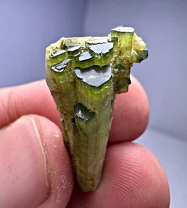 28 Ct Full Terminated Rare!!! Green Cap Tourmaline Crystals From Pak - Bild 1 von 8