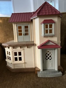 Sylvania's Toy House Calico Critters Red Roof Country Home Epoch Light Up Works - Picture 1 of 12