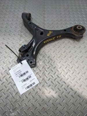 Passenger Right Lower Control Arm Front Fits 16-18 ILX 1139976 - Image 1 of 4