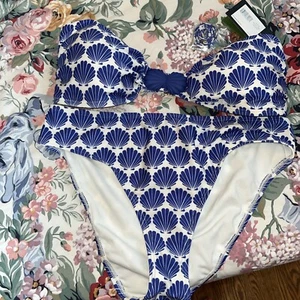 Kate Spade 2 Piece Swimsuit White With Blueberry Colored Shells NWT Size Large - Picture 1 of 5