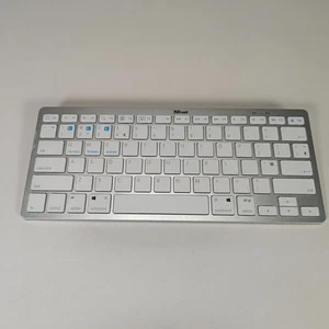 Trust Lyra Bluetooth Keyboard QWERTY UK Layout White Wireless - Picture 1 of 13