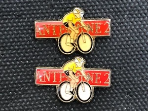  2 PINS PIN ANTENNE 2 FR2 MEDIA PRESSE  TOUR DE FRANCE - Picture 1 of 1