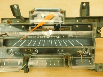 SPEEDOMETER ODOMETER GAUGE CLUSTER 2985523 2985503 1971 72 73 CHRYSLER 71Ci1-1P3 - Image 1 of 4