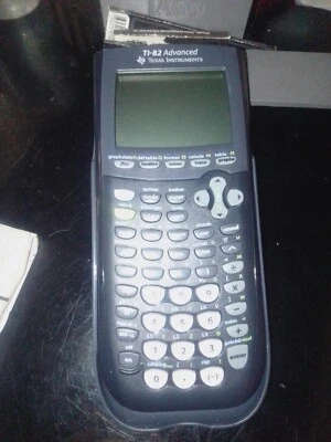 Texas Instruments TI 82 Advanced Calculatrice Graphique - Noir - Photo 1/4
