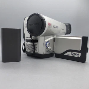 Samsung VP-L600 Handheld 8mm Cassette Camcorder Silver Tested - Picture 1 of 9