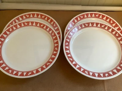"Platos de cena rojos Corelle Winter Festival 10,25"" (juego de 4)" Foto 1 de 2