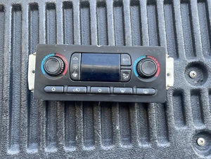 03-06 Silverado Sierra YUKON TAHOE Auto Heater Digital Climate Control AC A/C - Picture 1 of 6