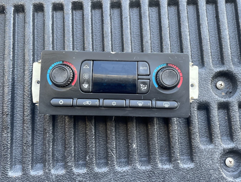 03-06 Silverado Sierra YUKON TAHOE автоматический нагреватель цифровой климат-контроль кондиционер  - Изображение 1 из 4