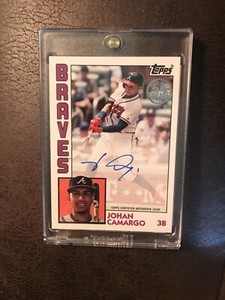 Johan Camargo autographed card Topps