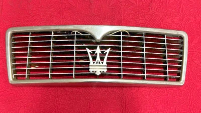FRONT GRILLE MASERATI BITURBO 1984 85 86 87 - Image 1 of 4