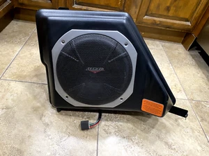 Subwoofer alimentado OEM Subaru Crosstrek Impreza Kicker H630SFJ101 H630SFJ100 - Imagen 1 de 8