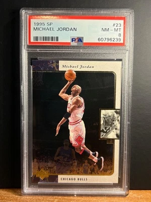 Michael Jordan 1995-96 Upper Deck SP #23 / PSA 8 - Photo 1/2