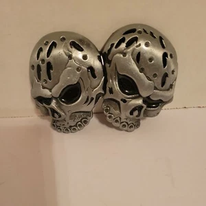Double Skull Belt Buckle Silver and Black 2 Heads - Picture 1 of 7