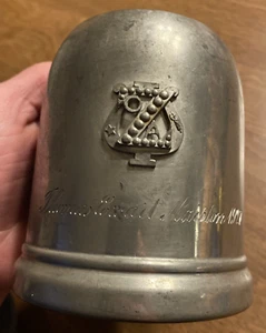 Taza de colección 1927 de la Universidad de Yale Zeta Psi Fraternidad Grabada Thomas Ewart Marston - Imagen 1 de 24