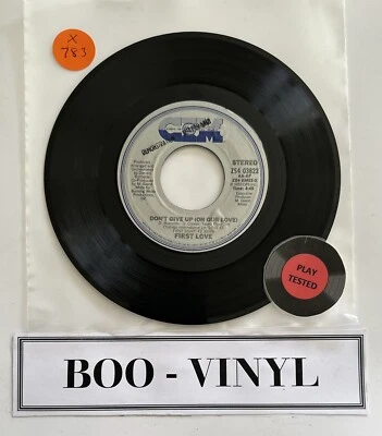 First Love - Don't Give Up (On Our Love) 7” Soul Funk Vinyl Record EX - Bild 1 von 4