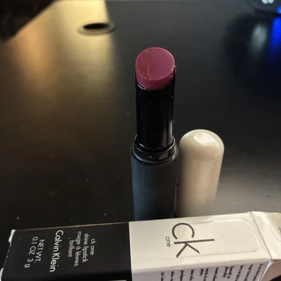 CK One Calvin Klein Shine Lipstick 400 rockin Magenta NIB - image 1 of 3