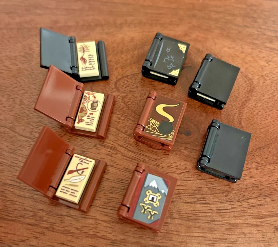 Lego Harry Potter - Minifigure Books - Image 1 of 1