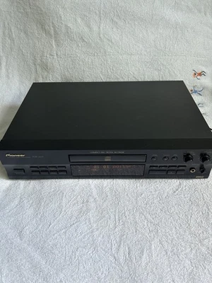 Pioneer PD-R609 CD Recorder - Image 1 of 4