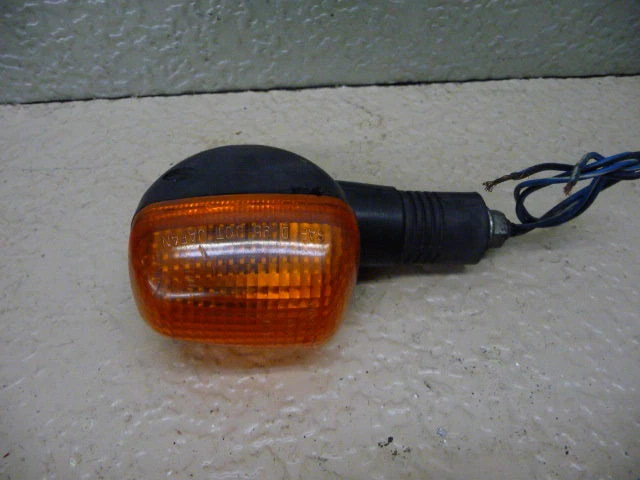 Yamaha FZR600R 1995 FZR 600 R INTERMITENTE TRASERO A Foto 1 de 1