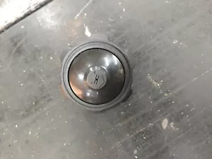 POLARIS RMK 900 2006 VENTED OIL CAP 600 700 FUSION IQ 05 06 07 RW2052 - Picture 1 of 2